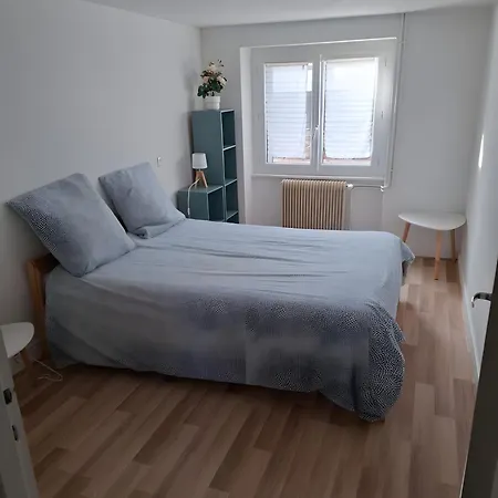 Le Puy D'eraigne Casa vacanze *